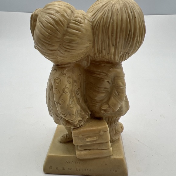 Vintage 1970 R W Berries Statue We Need Each Other Love Couple USA Cute Figurine - Picture 4 of 8